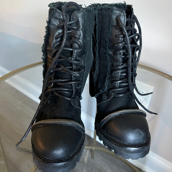 Jeffrey Campbell Legion Heeled Boot - Picture 2 of 4